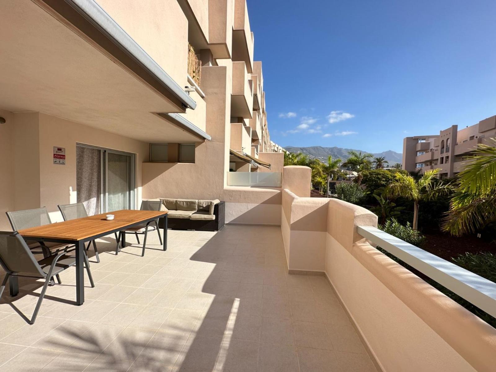 Cozy Apartment In Playa Paraiso Costa Adeje  Εξωτερικό φωτογραφία