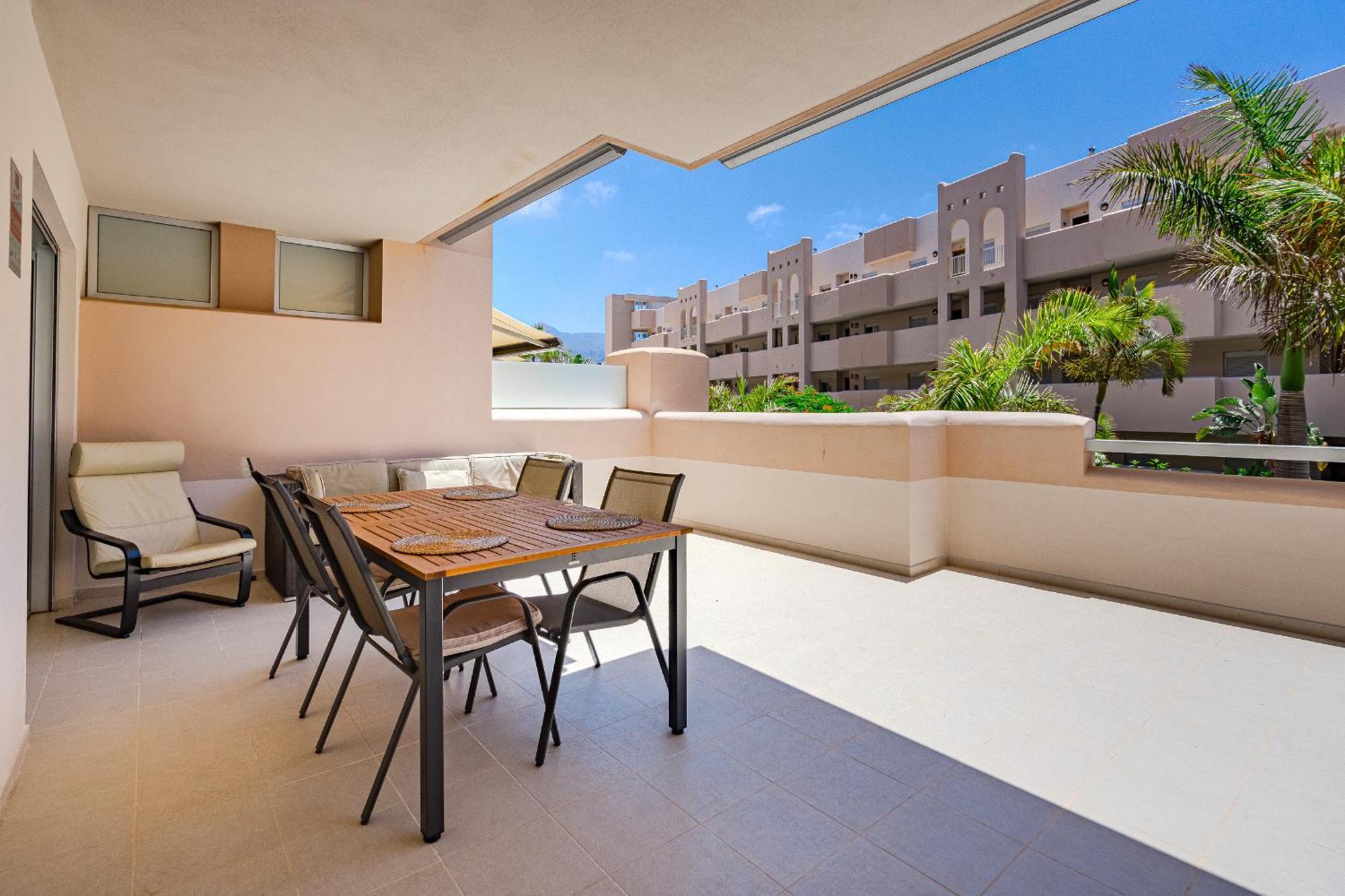 Cozy Apartment In Playa Paraiso Costa Adeje  Εξωτερικό φωτογραφία