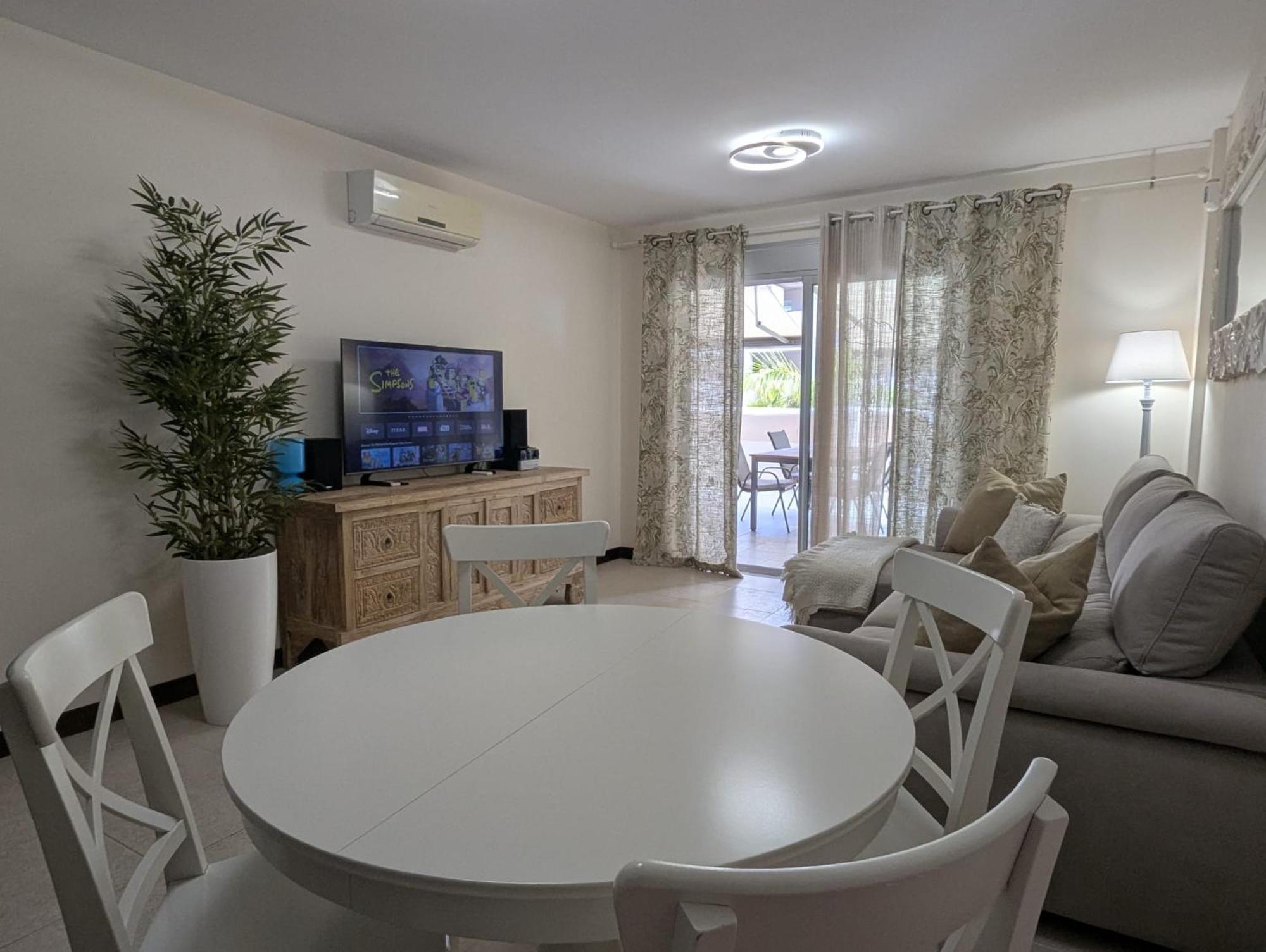 Cozy Apartment In Playa Paraiso Costa Adeje  Εξωτερικό φωτογραφία